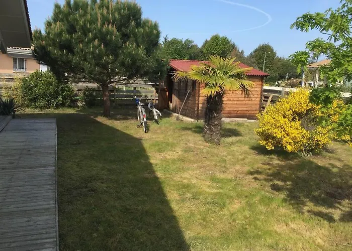 別荘 Maison Girolle *